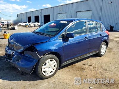 2012 NISSAN VERSA 1.8 S 3N1BC1CP6CK251880 - główne zdjęcie licytacji z USA - miniatura