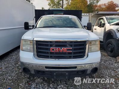 Piąte zdjęcie samochodu w środku: 2010 GMC SIERRA C3500 FLAT BED TRUCK VIN:1GD6C2BK9AF122443 - miniatura