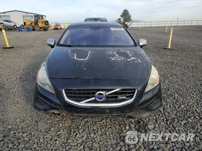 Piąte zdjęcie samochodu w środku: 2012 VOLVO S60 T6 VIN:YV1902FHXC2095282 - miniatura