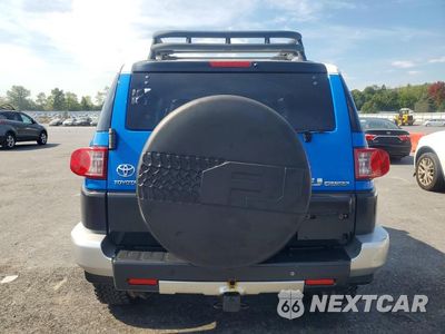 Zdjęcie 6 z 13 samochodu: 2007 TOYOTA FJ CRUISER BASE VIN:JTEBU11F370026510 - miniatura