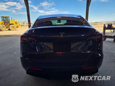 Zdjęcie 6 z 13 samochodu: 2023 TESLA MODEL Y VIN:7SAYGAEE2PF704157 - miniatura