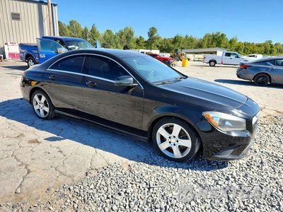 Czwarte zdjęcie samochodu z boku: 2015 MERCEDES-BENZ CLA 250 4MATIC VIN:WDDSJ4GB1FN210161 - miniatura