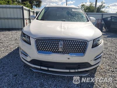 Piąte zdjęcie samochodu w środku: 2019 LINCOLN MKC VIN:5LMCJ1C99KUL47017 - miniatura