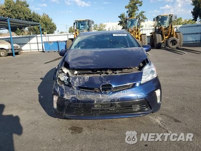Piąte zdjęcie samochodu w środku: 2015 TOYOTA PRIUS TWO VIN:JTDKN3DU3F1934584 - miniatura