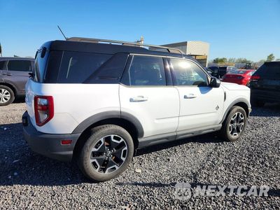 Trzecie zdjęcie samochodu z tyłu: 2021 FORD BRONCO SPORT OUTER BANKS VIN:3FMCR9C65MRA04800 - miniatura