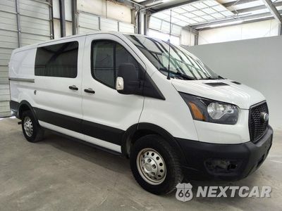 Czwarte zdjęcie samochodu z boku: 2023 FORD TRANSIT T-250 VIN:1FTBR2Y87PKA13105 - miniatura