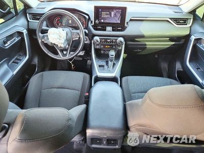 Zdjęcie 8 z 13 samochodu: 2024 TOYOTA RAV4 XLE VIN:2T3W1RFV3RW305340 - miniatura