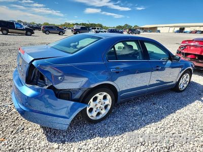 Trzecie zdjęcie samochodu z tyłu: 2010 FORD FUSION SE VIN:3FAHP0HA2AR312601 - miniatura