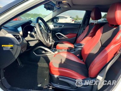 Zdjęcie 7 z 12 samochodu: 2012 HYUNDAI VELOSTER BASE VIN:KMHTC6AD4CU048540 - miniatura