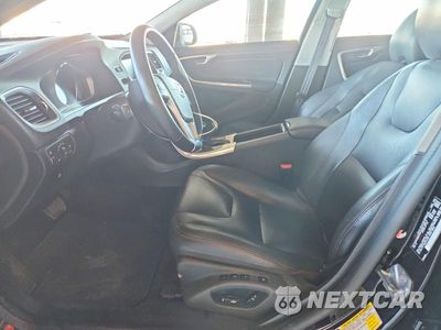 Zdjęcie 7 z 12 samochodu: 2016 VOLVO S60 PREMIER VIN:YV126MFKXG2404620 - miniatura