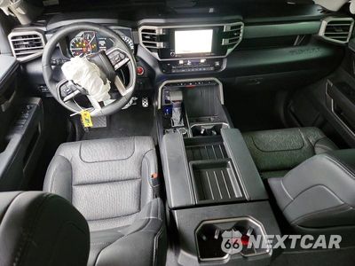Zdjęcie 8 z 12 samochodu: 2023 TOYOTA TUNDRA SR5 VIN:5TFLA5DB2PX106034 - miniatura