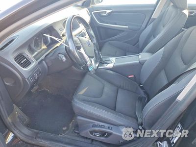 Zdjęcie 7 z 13 samochodu: 2015 VOLVO S60 VIN:YV126MFJ0F1343581 - miniatura