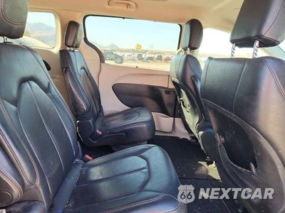 Zdjęcie 11 z 13 samochodu: 2019 CHRYSLER PACIFICA TOURING L VIN:2C4RC1BG1KR539783 - miniatura