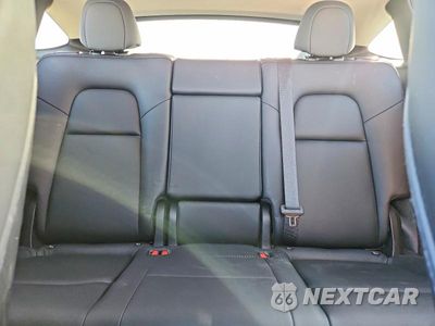 Zdjęcie 10 z 13 samochodu: 2023 TESLA MODEL Y VIN:7SAYGDEE8PF713169 - miniatura