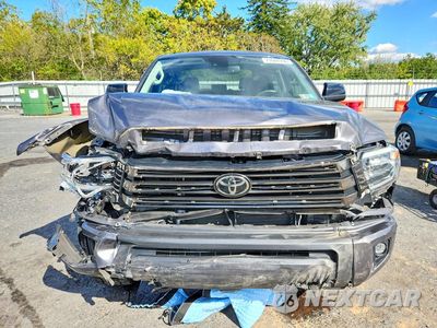 Piąte zdjęcie samochodu w środku: 2021 TOYOTA TUNDRA CREWMAX LIMITED VIN:5TFHY5F14MX003859 - miniatura