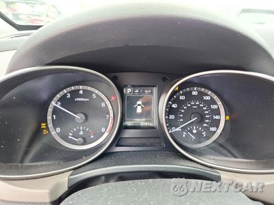 Zdjęcie 9 z 14 samochodu: 2017 HYUNDAI SANTA FE SE VIN:KM8SMDHF6HU189282 - miniatura