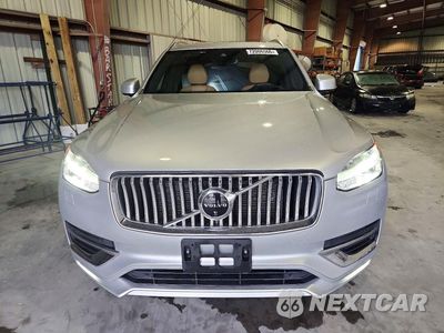 Piąte zdjęcie samochodu w środku: 2021 VOLVO XC90 T6 INSCRIPTION VIN:YV4A22PL1M1673340 - miniatura