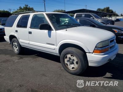 Czwarte zdjęcie samochodu z boku: 2002 CHEVROLET BLAZER VIN:1GNDT13W82K174878 - miniatura