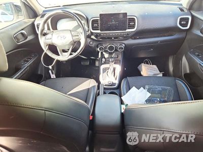Zdjęcie 8 z 13 samochodu: 2023 HYUNDAI VENUE LIMITED VIN:KMHRC8A39PU238224 - miniatura