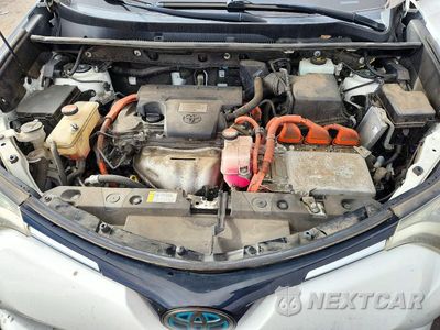 Zdjęcie 12 z 13 samochodu: 2016 TOYOTA RAV4 HV XLE VIN:JTMRJREV9GD032686 - miniatura