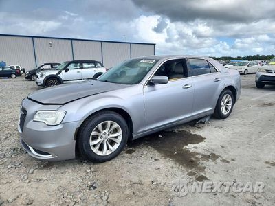 2015 CHRYSLER 300 LIMITED 2C3CCAAG9FH749295 - główne zdjęcie licytacji z USA - miniatura
