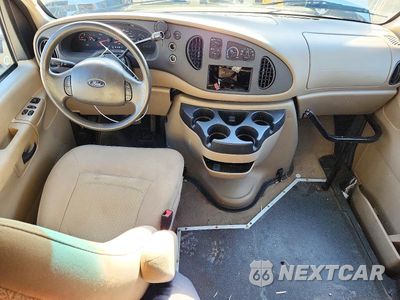 Zdjęcie 8 z 14 samochodu: 2008 FORD ECONOLINE E150 WAGON VIN:1FMNE11L98DA86530 - miniatura