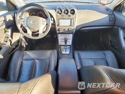 Zdjęcie 8 z 12 samochodu: 2009 NISSAN ALTIMA HYBRID VIN:1N4CL21E79C142437 - miniatura