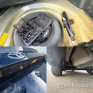 Zdjęcie 14 z 14 samochodu: 2015 TOYOTA COROLLA S PLUS VIN:5YFBURHE7FP224494 - miniatura