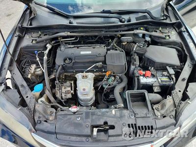 Zdjęcie 11 z 12 samochodu: 2017 HONDA ACCORD EX VIN:1HGCT1A74HA008406 - miniatura