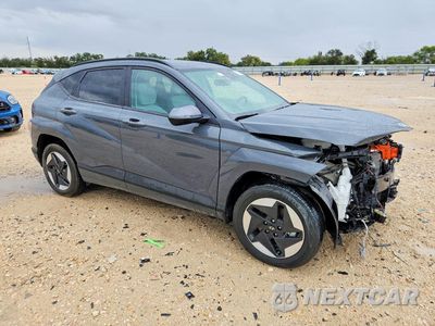 Czwarte zdjęcie samochodu z boku: 2025 HYUNDAI KONA SEL VIN:KM8HC3A65SU022629 - miniatura