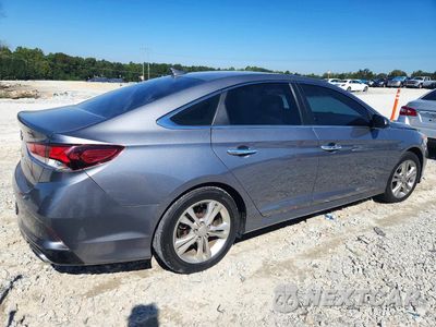 Trzecie zdjęcie samochodu z tyłu: 2019 HYUNDAI SONATA SEL VIN:5NPE34AF6KH767039 - miniatura