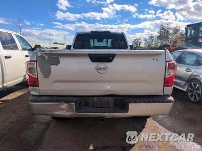 Zdjęcie 6 z 12 samochodu: 2017 NISSAN TITAN XD SV VIN:1N6BA1RP1HN557264 - miniatura