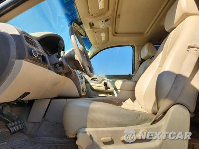 Zdjęcie 7 z 14 samochodu: 2008 GMC YUKON VIN:1GKFC13088J217891 - miniatura