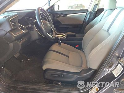 Zdjęcie 7 z 12 samochodu: 2019 HONDA CIVIC EX VIN:19XFC1F31KE217009 - miniatura