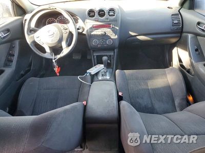 Zdjęcie 8 z 12 samochodu: 2012 NISSAN ALTIMA 2.5 VIN:1N4AL2AP8CN522570 - miniatura