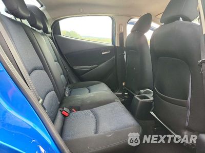 Zdjęcie 10 z 12 samochodu: 2017 TOYOTA YARIS IA BASE VIN:3MYDLBYV0HY160709 - miniatura