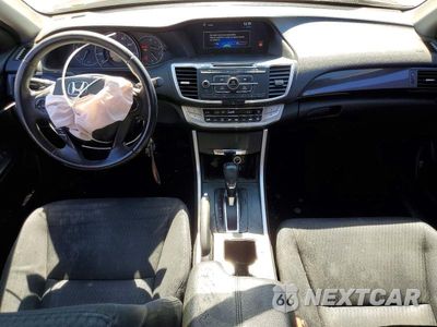 Zdjęcie 8 z 12 samochodu: 2015 HONDA ACCORD SPORT VIN:1HGCR2F57FA033681 - miniatura
