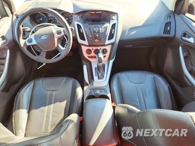 Zdjęcie 8 z 12 samochodu: 2014 FORD FOCUS SE VIN:1FADP3K29EL127919 - miniatura