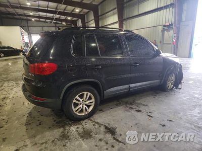 Trzecie zdjęcie samochodu z tyłu: 2015 VOLKSWAGEN TIGUAN S VIN:WVGAV7AX1FW594206 - miniatura