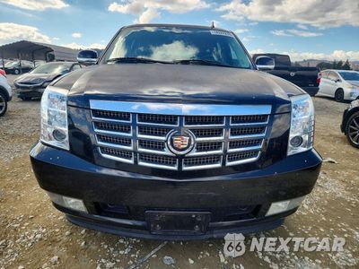 Piąte zdjęcie samochodu w środku: 2014 CADILLAC ESCALADE ESV LUXURY VIN:1GYS4HEF0ER128969 - miniatura
