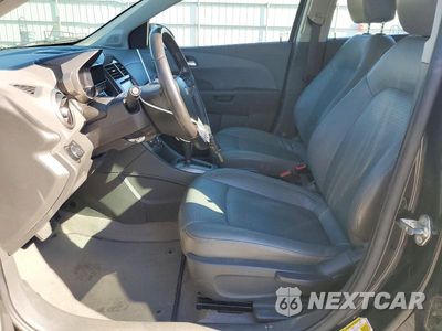 Zdjęcie 7 z 12 samochodu: 2015 CHEVROLET SONIC LTZ VIN:1G1JE6SB2F4122280 - miniatura
