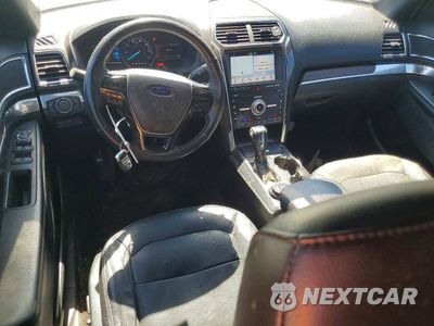 Zdjęcie 8 z 13 samochodu: 2019 FORD EXPLORER LIMITED VIN:1FM5K8F85KGB41762 - miniatura