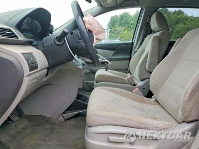 Zdjęcie 7 z 13 samochodu: 2016 HONDA ODYSSEY LX VIN:5FNRL5H26GB121127 - miniatura