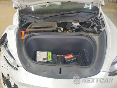 Zdjęcie 11 z 12 samochodu: 2021 TESLA MODEL Y VIN:5YJYGDEE0MF131642 - miniatura