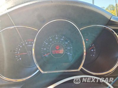 Zdjęcie 9 z 13 samochodu: 2011 KIA OPTIMA LX VIN:KNAGM4A73B5163167 - miniatura
