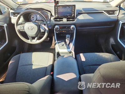 Zdjęcie 8 z 13 samochodu: 2021 TOYOTA RAV4 HYBRID XLE VIN:4T3R6RFV3MU013114 - miniatura
