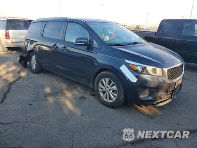 Czwarte zdjęcie samochodu z boku: 2017 KIA SEDONA LX VIN:KNDMB5C13H6233618 - miniatura