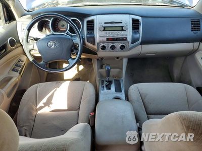 Zdjęcie 8 z 12 samochodu: 2006 TOYOTA TACOMA DOUBLE CAB PRERUNNER VIN:5TEJU62N46Z309709 - miniatura