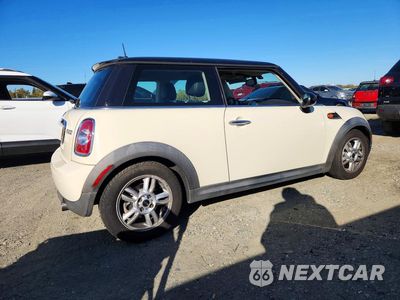 Trzecie zdjęcie samochodu z tyłu: 2011 MINI COOPER VIN:WMWSU3C5XBT098913 - miniatura