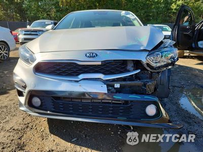Piąte zdjęcie samochodu w środku: 2021 KIA FORTE LXS VIN:3KPF24AD3ME405134 - miniatura